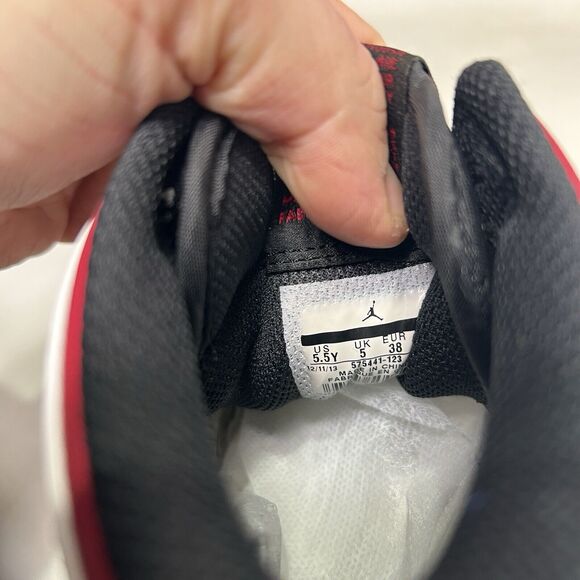 Nike Shoes Air Jordan 1 Retro High OG BG "Carmine" 2024 - Picture 9 of 9